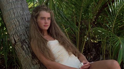 brooke shields blue lagoon nude scenes|Brooke Shields, Christopher Atkins recall uncomfortable naked。